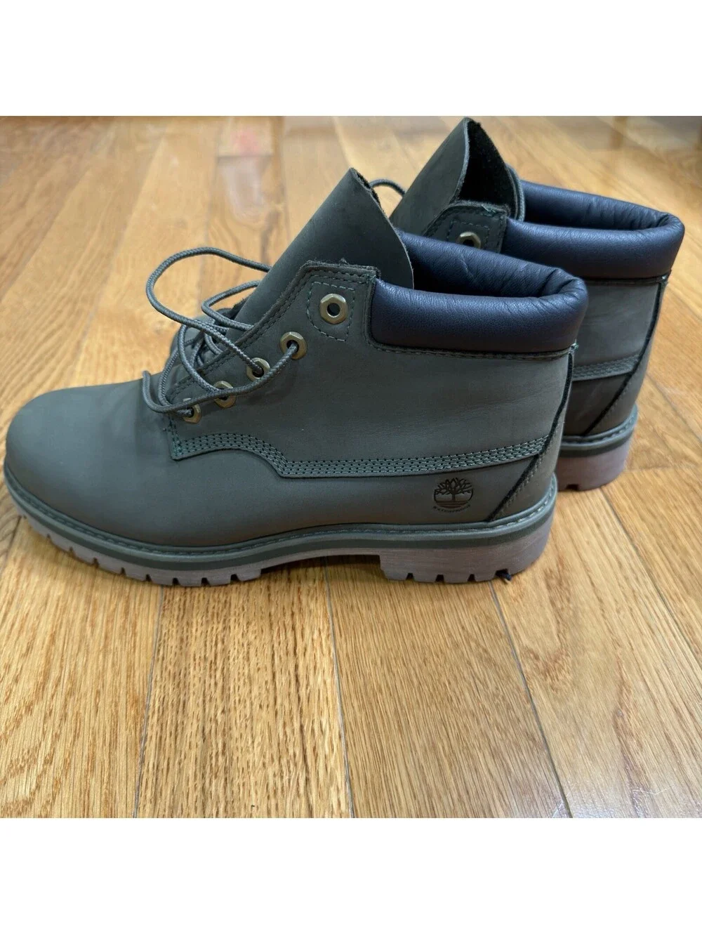 Size 8 US Men’s Timberland ReBOTL Waterproof 6” Boots Gray Nubuck  Green